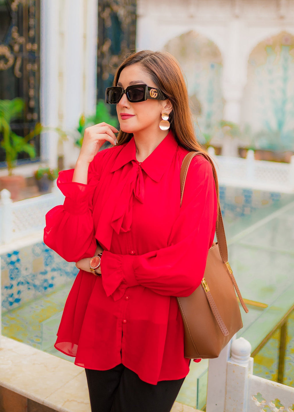 The queen top (red)