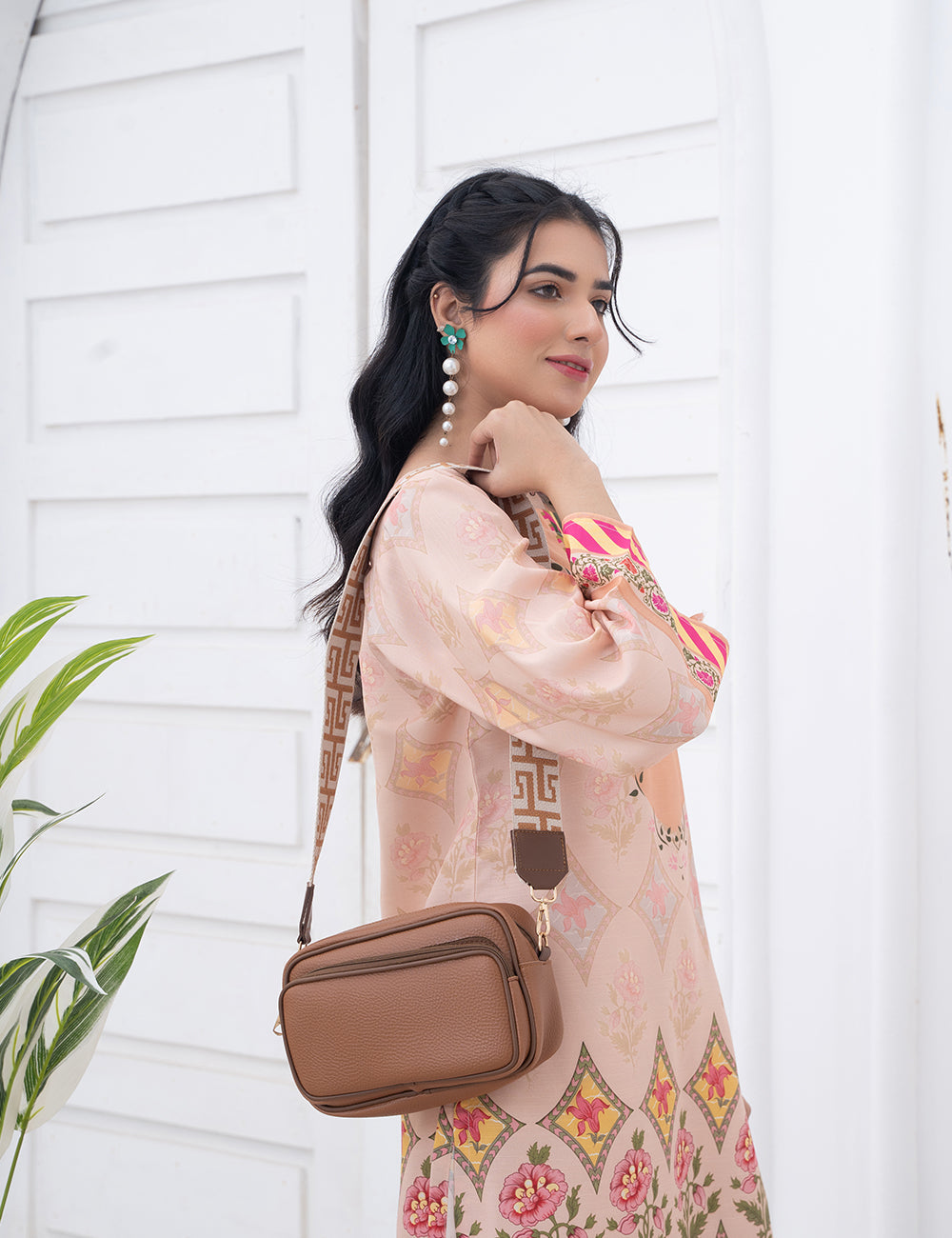 Messenger Shoulder Bag Brown